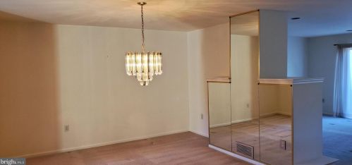 1512 Isaacs Ct, Prospectville, PA 19002-3140