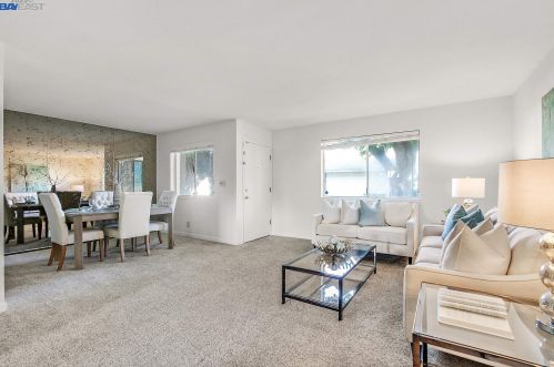2360 Belvedere Ave, San Leandro, CA 94577-6553