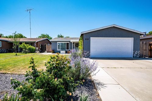 880 La Mesa Way, Manteca, CA 95336-3324