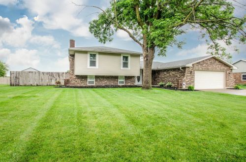 311 Rankin Dr, Englewood OH  45322-1223 exterior