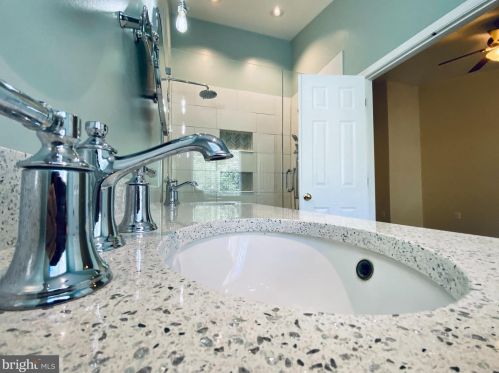 8381 Jovin Cir, Springfield VA  22153-4014 exterior