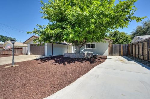 6351 Eldon Ave, Loomis CA  95650-8803 exterior