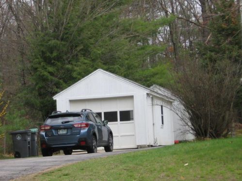 235 Buck St, Allenstown, NH 03275-3007