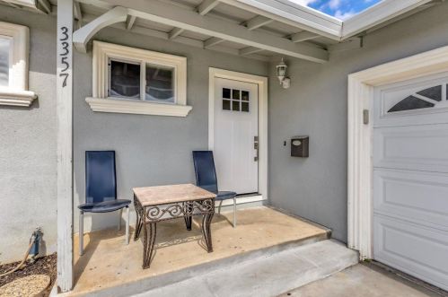 3357 Lindenoaks Dr, San Jose, CA 95117-2524