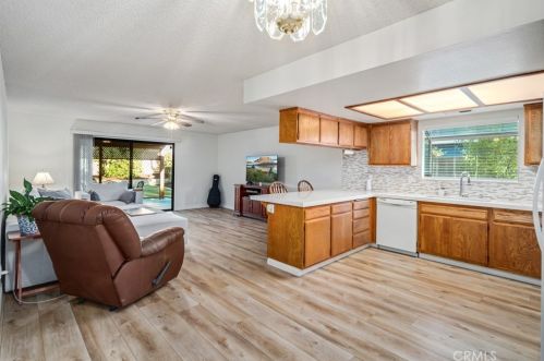 43838 Palm Vis Ave, Lancaster CA 93535-3304 exterior