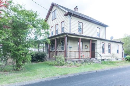 232 Lake Ave, Bristol, CT 06010-7323