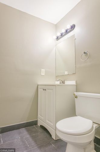 3230 Washburn Ave, Minneapolis MN 55423-1929 exterior