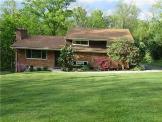 154 Marion Dr, Canonsburg, PA 15317-2922