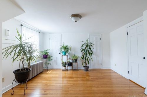 61 Beach St, New Britain CT  06053-2323 exterior