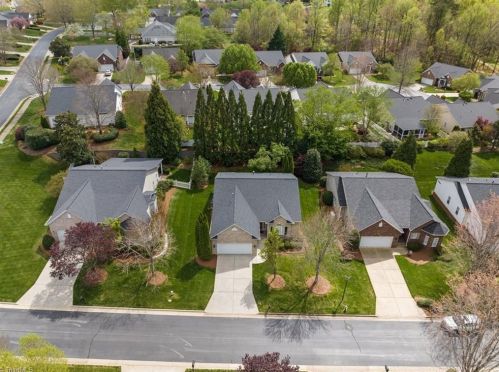 5103 Cobbler Ridge Ct, Greensboro NC  27455-3462 exterior