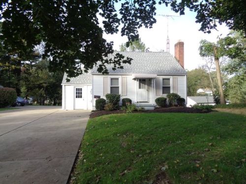 4649 15th St, Canton, OH 44708-2748