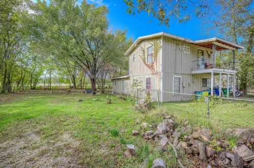 800 Edgar St, Greenville TX  75401-2423 exterior