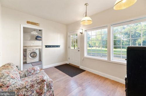 10719 Kettle Run Rd, Nokesville VA  20181-1715 exterior