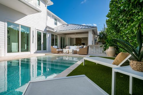 21 12th St, Delray Beach FL  33444-2913 exterior