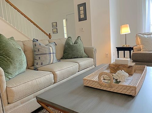 1713 Wyngate Cir, Mount Pleasant SC  29466-8017 exterior