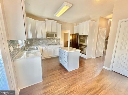 5903 Sunlight Mountain Rd, Spotsylvania VA  22553-4477 exterior