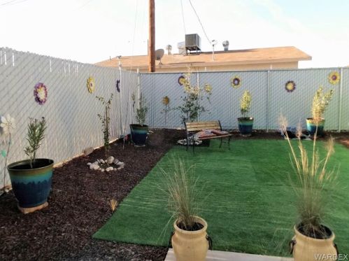 2035 Kingston Dr, Bullhead City AZ  86442-5631 exterior