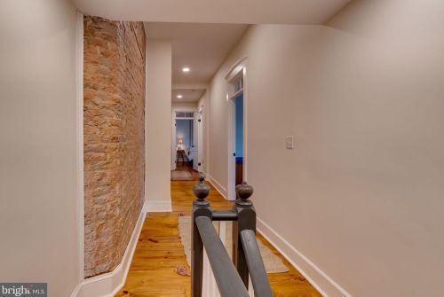 721 Orange St, Lancaster PA  17602-3118 exterior