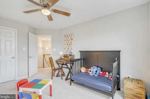 42104 Glynn Tarra Pl, Leesburg VA  20176-5478 exterior