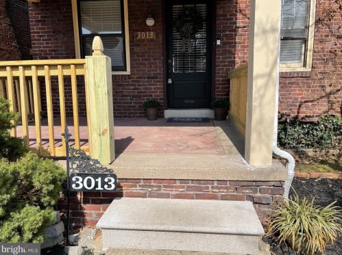 3013 Van Buren St, Wilmington, DE 19802-2917