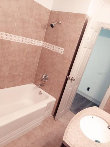 4416 Pocahontas Dr, Dade City FL 33523-9154 exterior