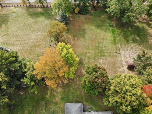 96 Division Rd, Valpo IN  46383-8014 exterior