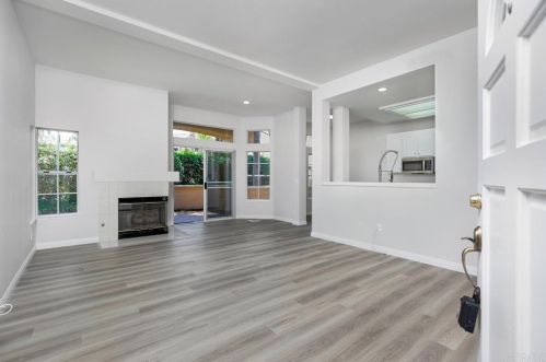 11196 Portobelo Dr, San Diego, CA 92124-4017