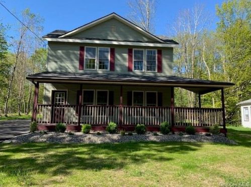 9 Spring Glen Rd, Mountaindale, NY 12763-5415