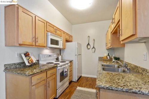 55 Bayside Ct, Richmond CA  94804-7443 exterior