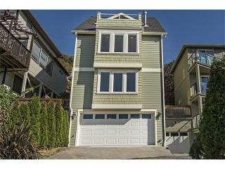 3817 59th Ave, Seattle, WA 98116-3511