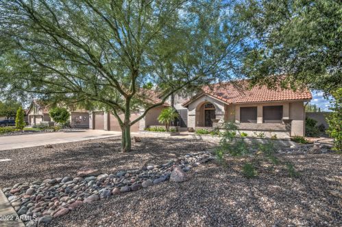2962 Norwood St, Mesa, AZ 85213-1642