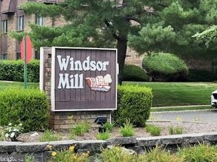 312 Woodmill Dr, East Windsor NJ  08512-2507 exterior