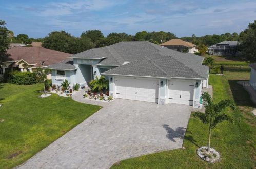 222 Broadmoor Ln, Placida FL  33947-1903 exterior