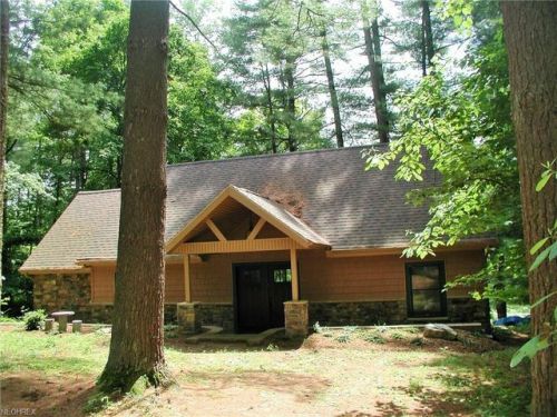 6025 Revere Rd, Conotton, OH 44695-9626