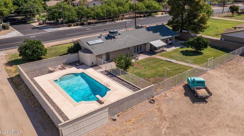 3623 Yorkshire Dr, Glendale AZ  85308-2335 exterior