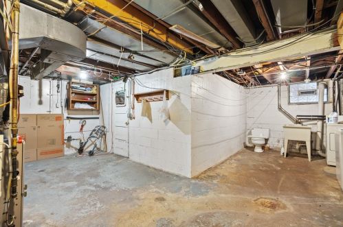 1554 Hawthorne St, Pittsburgh PA  15201-2046 exterior