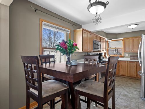 1110 Evergreen Dr, Waukesha WI  53188-2318 exterior