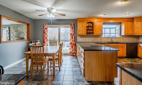 112 Quail Ln, Kennett Sq PA  19348-2652 exterior