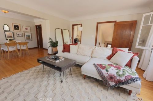 280 Orizaba Ave, Long Beach CA 90814-2453 exterior