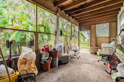 15621 Carlton Lake Rd, Wimauma FL  33598-5401 exterior