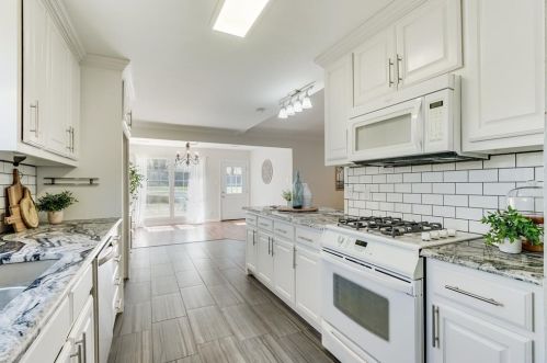 2012 Paisley St, Denton TX  76209-4755 exterior