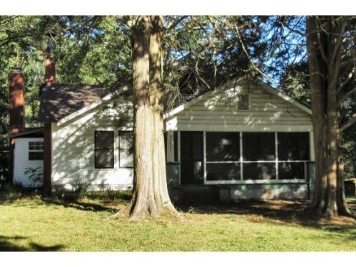 2561 Carolina Rd, Burlington NC  27217-8581 exterior