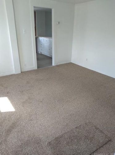 377 Broad St, Bristol CT  06010-6665 exterior