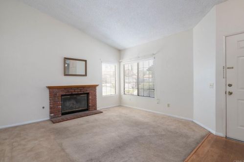 12432 Orion St, Victorville, CA 92392-8887