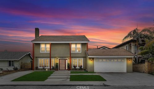 10071 Cliff Dr, Huntington Beach CA  92646-6604 exterior