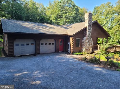 1280 Texter Mountain Rd, Swartzville, PA 17569-9210