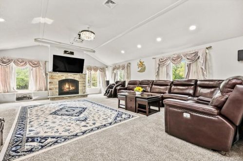 156 Summit Dr, North Branford CT  06471-1234 exterior