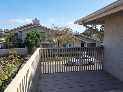 3942 Camino Calma, San Diego CA 92122-2007 exterior