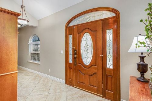 29172 Vallejo Ave, Temecula CA  92592-2302 exterior