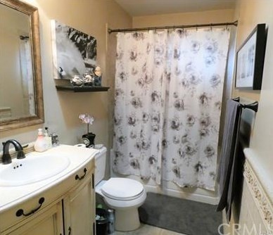 335 Cedar Ave, Long Beach CA  90802-2872 exterior